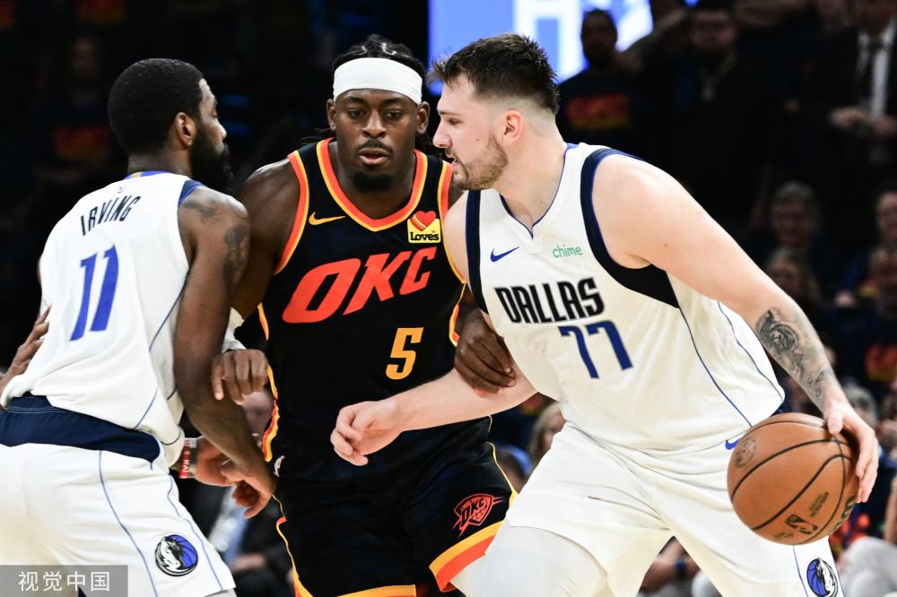 在篮球比赛 在篮球比赛